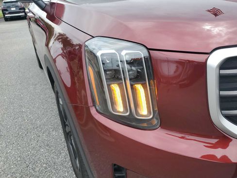 Used 2024 Kia Telluride S w/ S Sunroof Package FWD image 21