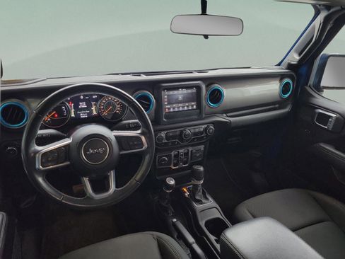 Used 2021 Jeep Wrangler Unlimited Sahara image 20