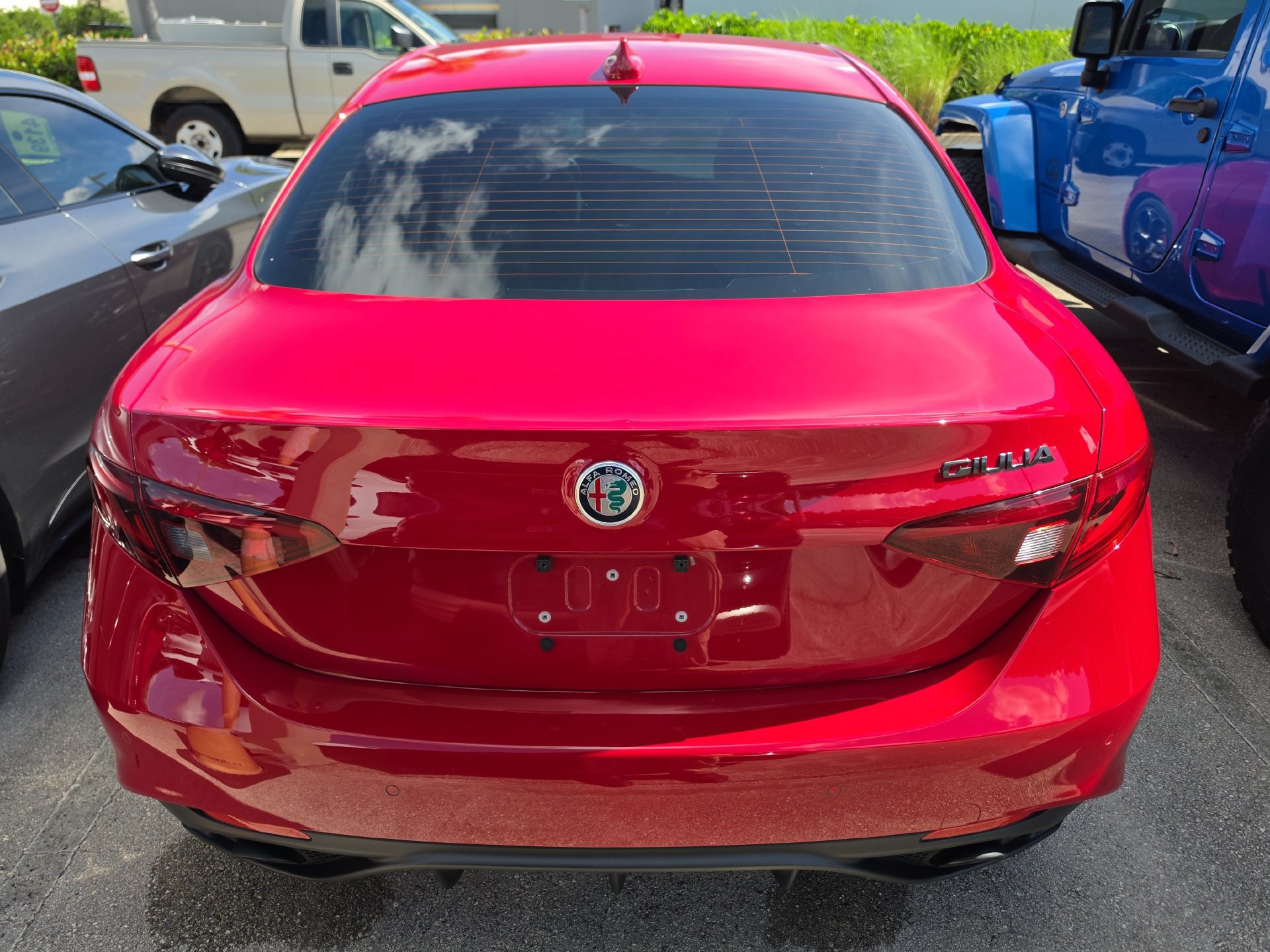 Used 2019 Alfa Romeo Giulia Ti Sport w/ Quick Order Package 22U Sport RWD image 5