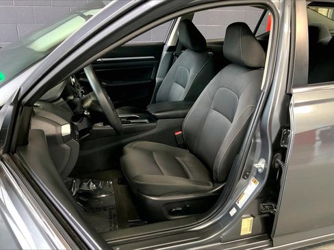 Certified 2022 Nissan Altima 2.5 SV image 18