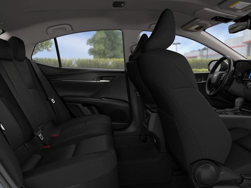 New 2026 Toyota Camry LE FWD image 32