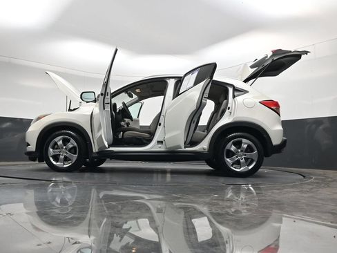 Used 2016 Honda HR-V EX-L image 43