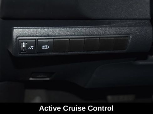 Used 2024 Toyota Corolla LE FWD image 11