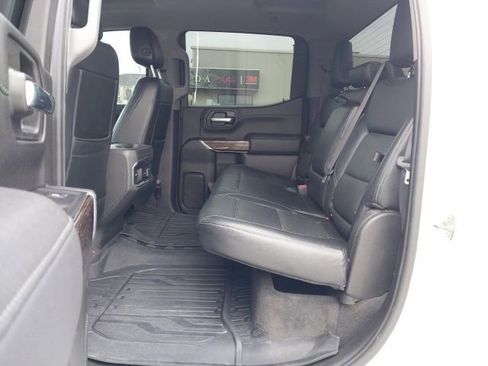 Used 2020 GMC Sierra 1500 Elevation w/ Elevation Value Package image 9