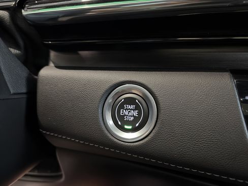 Used 2023 Cadillac Escalade ESV Sport AWD/4WD image 60
