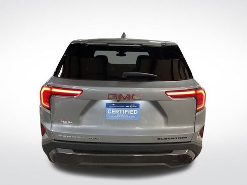 Used 2025 GMC Terrain Elevation image 4