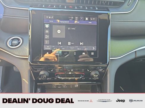 Used 2023 Jeep Grand Cherokee Altitude image 19