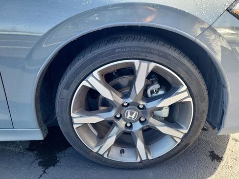 Used 2025 Honda Civic Sport Touring image 2