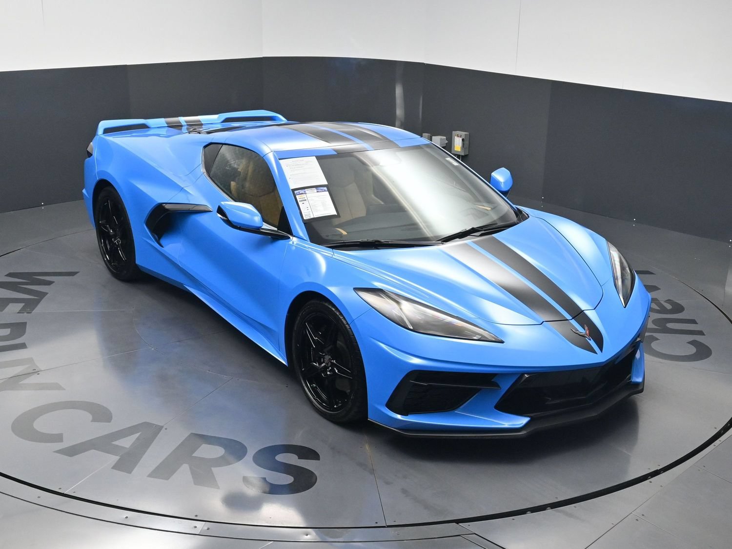 Used 2024 Chevrolet Corvette Stingray Preferred Cpe w/ Z51 Performance Package RWD image 31