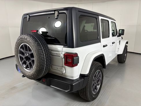 Used 2021 Jeep Wrangler Unlimited Sport image 8
