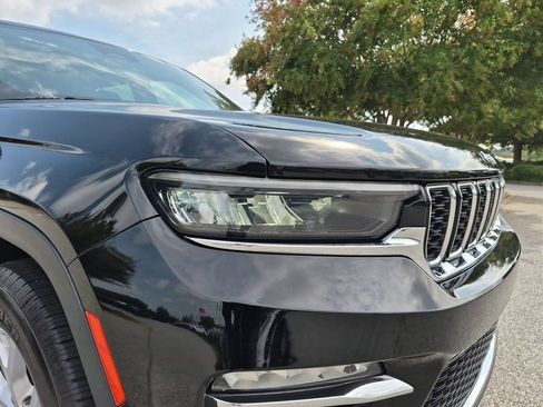 Used 2022 Jeep Grand Cherokee Limited RWD image 9