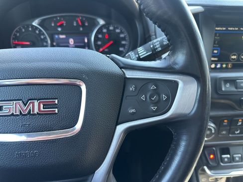 Used 2019 GMC Terrain SLE w/ LPO, Floor Liner Package AWD/4WD image 16