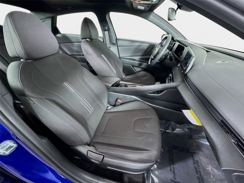 Certified 2026 Hyundai Elantra SEL Sport Premium FWD image 27