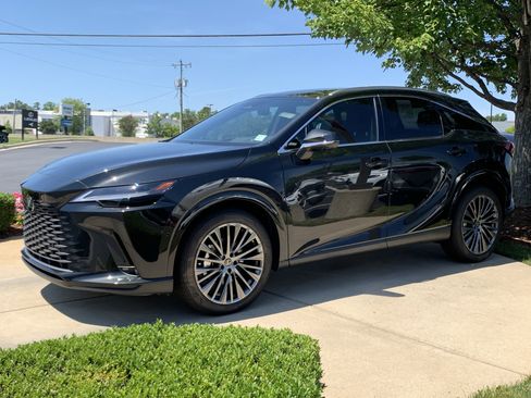 Used 2026 Lexus RX 450h AWD w/ Convenience Package image 5