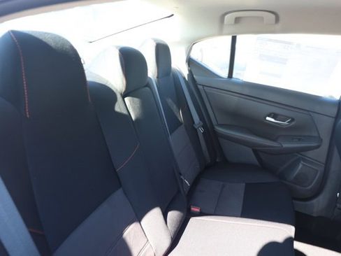 New 2025 Nissan Sentra 2.0 SR image 17