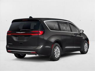 New 2026 Chrysler Pacifica Pinnacle video 2