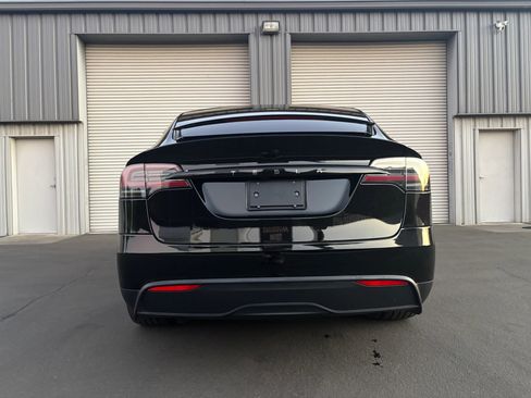 Used 2023 Tesla Model X Standard Sport Utility 4D image 7