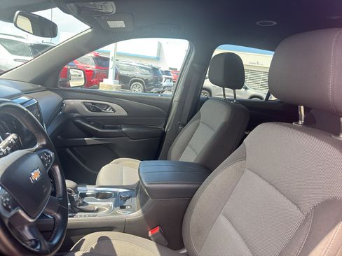 Used 2023 Chevrolet Traverse LT AWD/4WD image 25