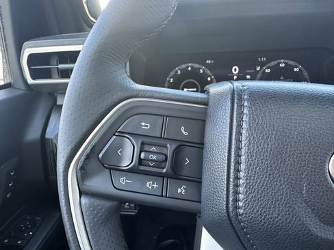 New 2025 Toyota 4Runner 4WD image 14