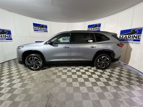 Certified 2025 Buick Enclave Sport Touring w/ Power Package FWD image 10