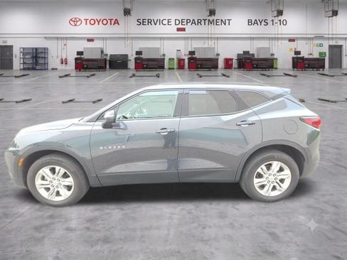 Used 2022 Chevrolet Blazer LT AWD/4WD image 9