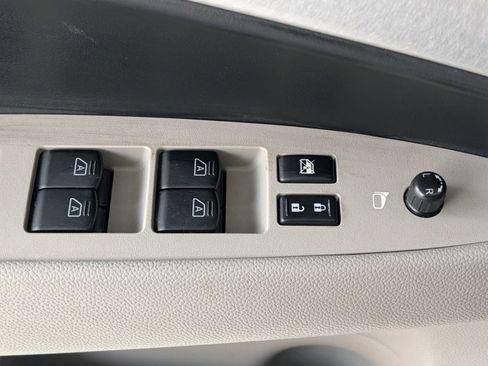 Used 2009 INFINITI G37 Journey w/ Premium Pkg image 38