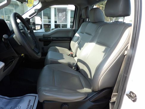 Used 2017 Ford F250 XL image 8