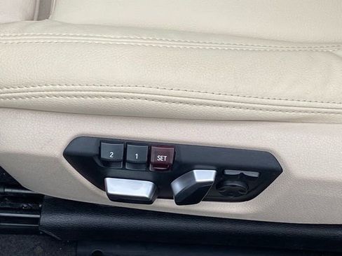 Used 2017 BMW M240i Coupe image 13