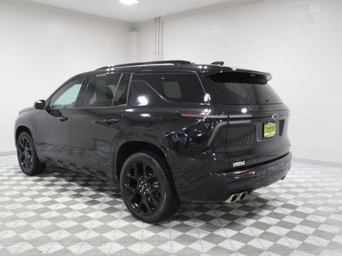 Used 2024 Chevrolet Traverse RS w/ LPO, Floor Liner Package image 9