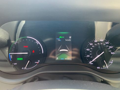 Used 2022 Toyota Sienna XLE AWD/4WD image 15