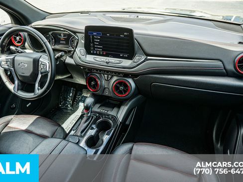 Used 2025 Chevrolet Blazer RS FWD image 29
