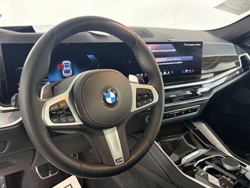 Certified 2026 BMW X6 xDrive40i AWD/4WD image 12