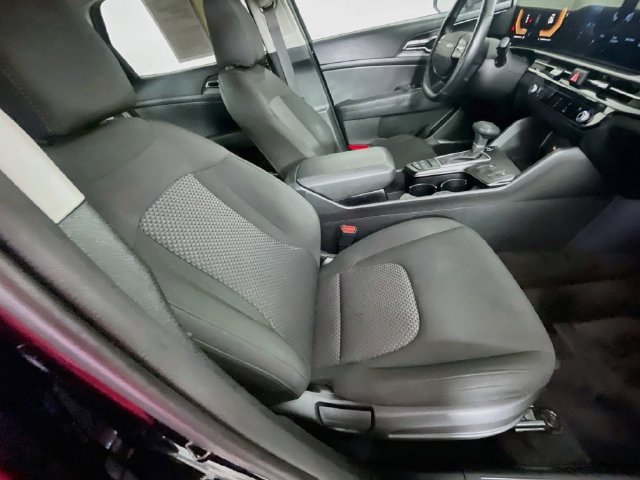 Used 2026 Kia Sportage LX w/ LX Convenience Package FWD image 29
