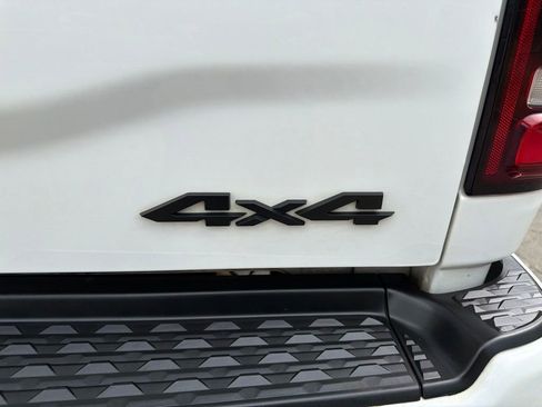 Used 2019 RAM 2500 Laramie w/ Night Edition AWD/4WD image 19