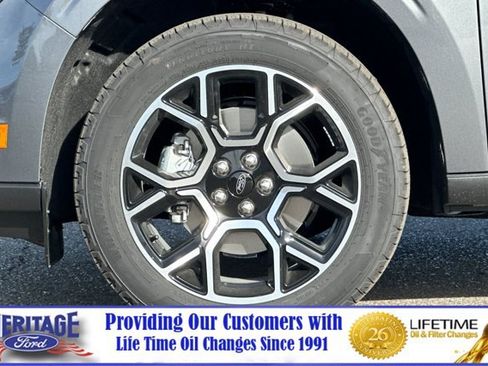 New 2026 Ford Maverick Lariat w/ 4K Tow Package AWD/4WD image 25