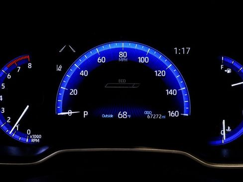 Used 2020 Toyota Corolla XLE image 29