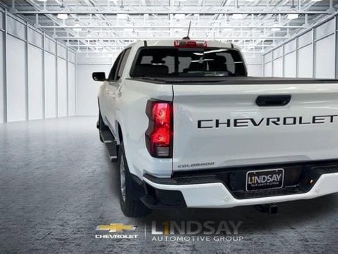 Used 2024 Chevrolet Colorado LT w/ LT Convenience Package RWD image 8