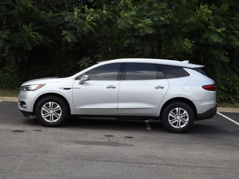 Used 2019 Buick Enclave Essence FWD image 6