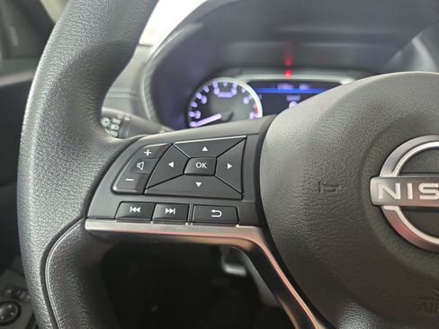 Used 2024 Nissan Sentra SV FWD image 16