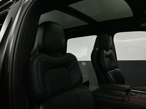 Certified 2023 Lincoln Navigator Reserve AWD/4WD image 34