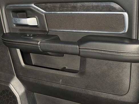 Used 2024 RAM 2500 Big Horn image 27