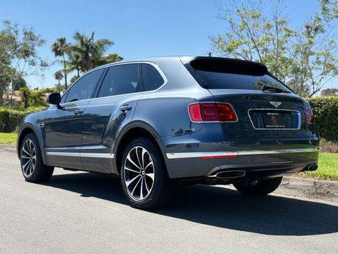 Used 2018 Bentley Bentayga Onyx Edition AWD/4WD image 5