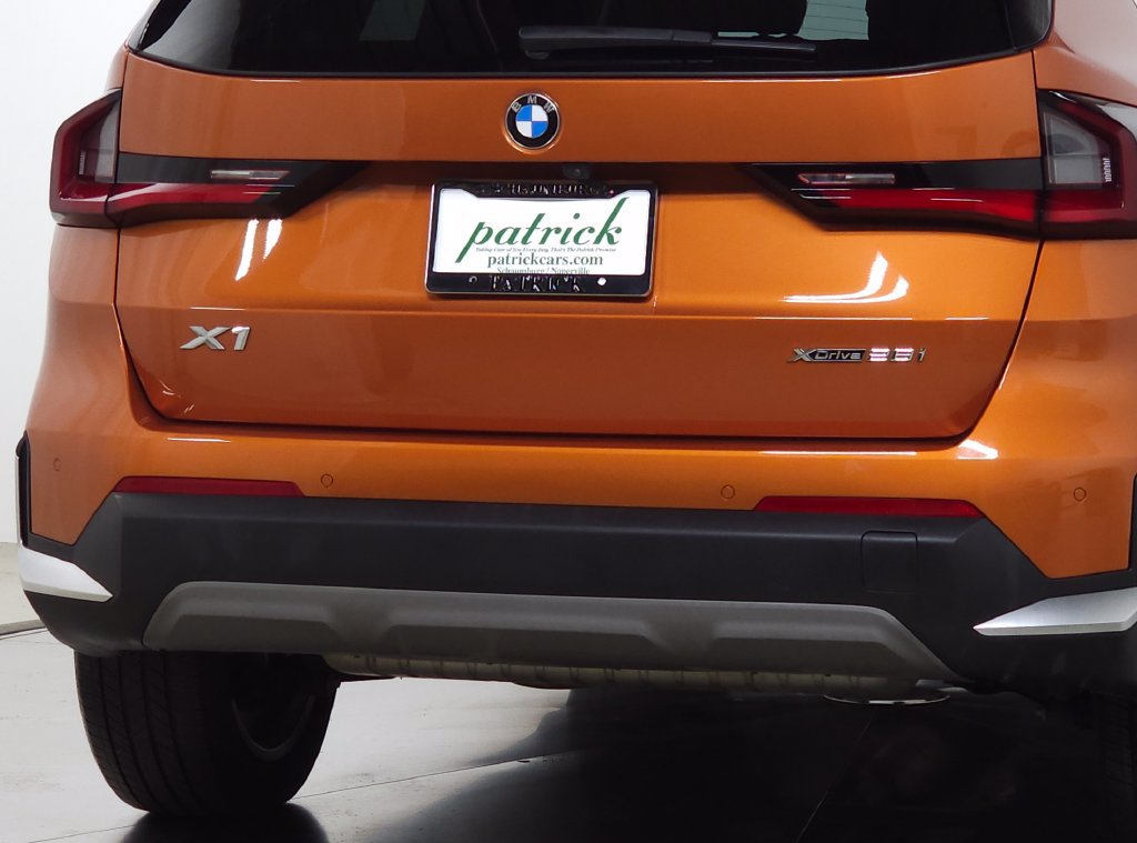 Used 2023 BMW X1 xDrive28i w/ Premium Package AWD/4WD image 9