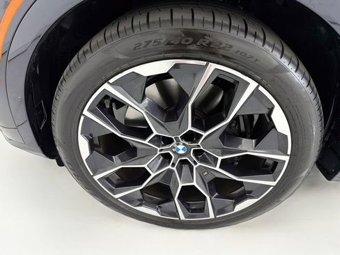 Used 2026 BMW X7 xDrive40i w/ M Sport Package AWD/4WD image 30