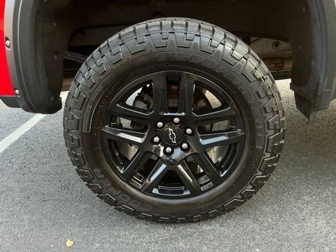 Used 2021 Chevrolet Silverado 1500 LT Trail Boss image 30