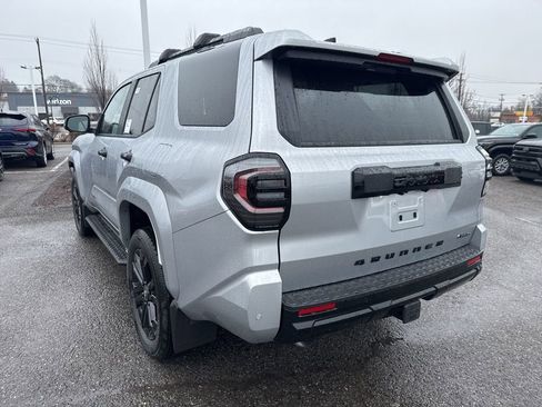 New 2026 Toyota 4Runner 4WD image 18