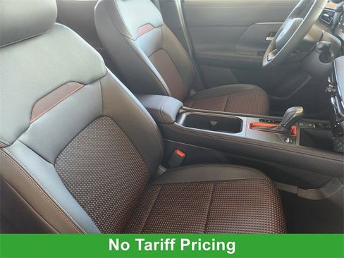 New 2026 Nissan Kicks SR image 11