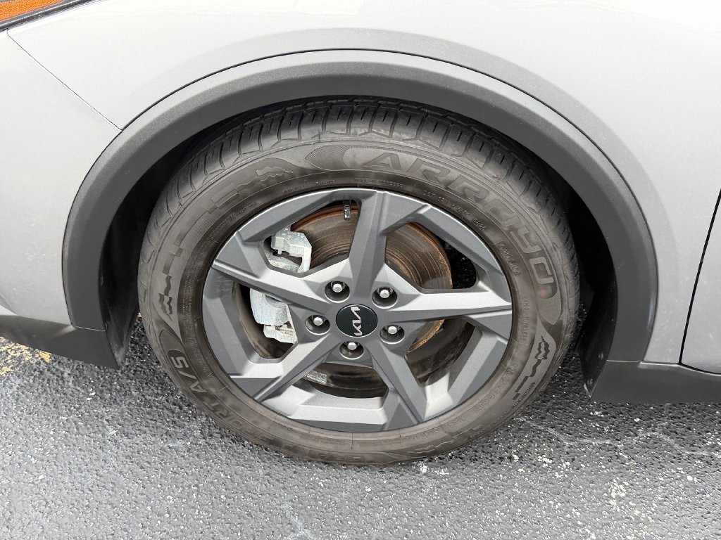 Used 2025 Kia K4 FWD image 19