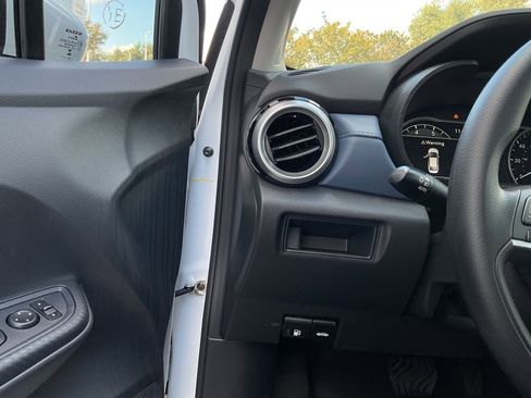 New 2025 Nissan Versa SV w/ Trunk Package image 23