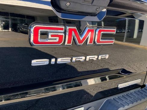 Used 2020 GMC Sierra 1500 Elevation w/ Elevation Value Package image 30